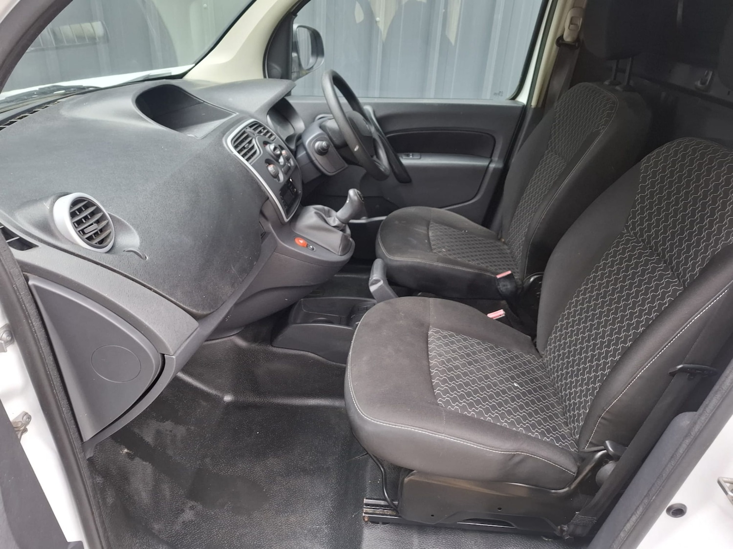 Used Renault Kangoo 2015 for sale - 77810703: Photo 15