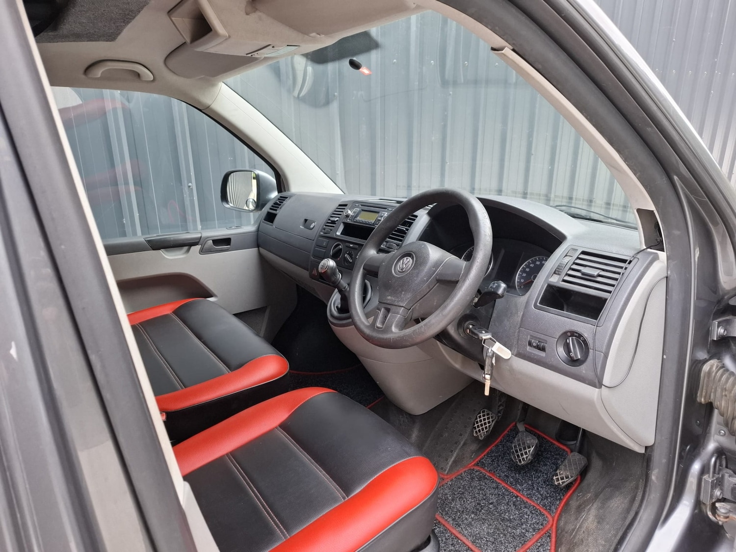 Used Volkswagen Transporter 2011 for sale - 76758990: Photo 17