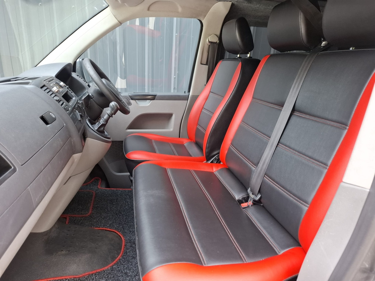 Used Volkswagen Transporter 2011 for sale - 76758990: Photo 9