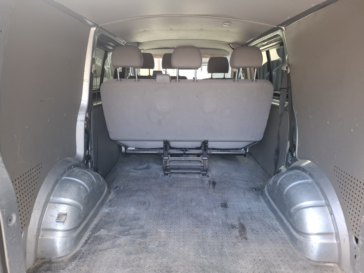 Used Volkswagen Transporter 2004 for sale - 76343834: Photo 15