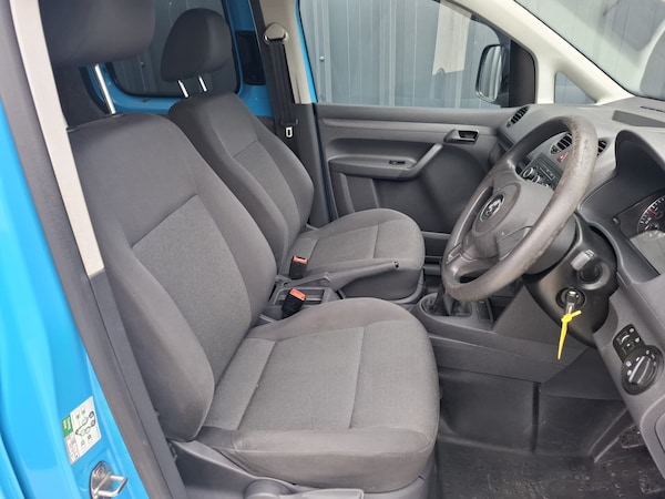 Used Volkswagen Caddy 2015 for sale - 75523943: Photo 11