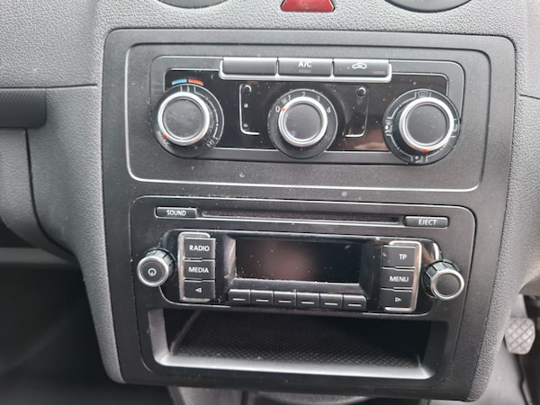 Used Volkswagen Caddy 2015 for sale - 75523943: Photo 18