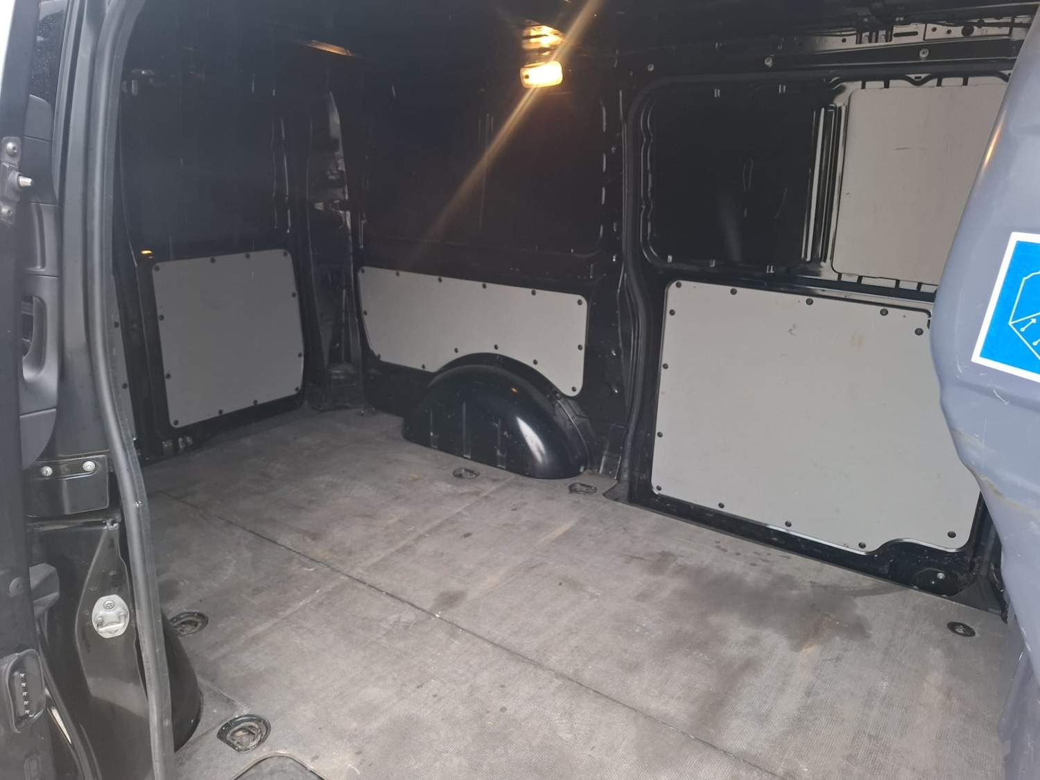 Used Mercedes-Benz Vito 2018 for sale - 76770299: Photo 13