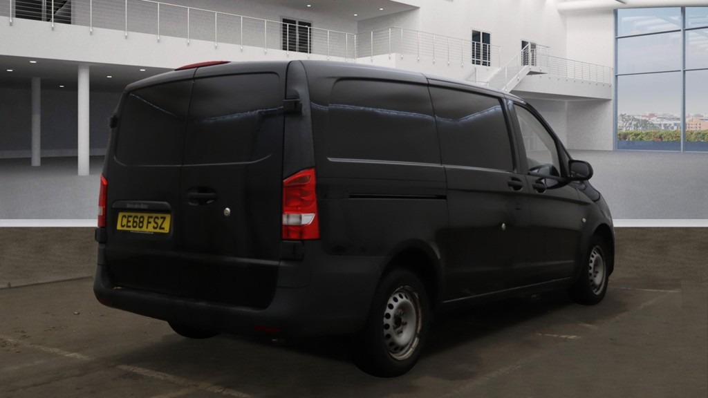 Used Mercedes-Benz Vito 2018 for sale - 76770299: Photo 4