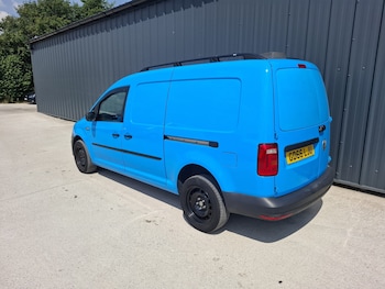 Used Volkswagen Caddy Maxi 2016 for sale - 79176693: Photo