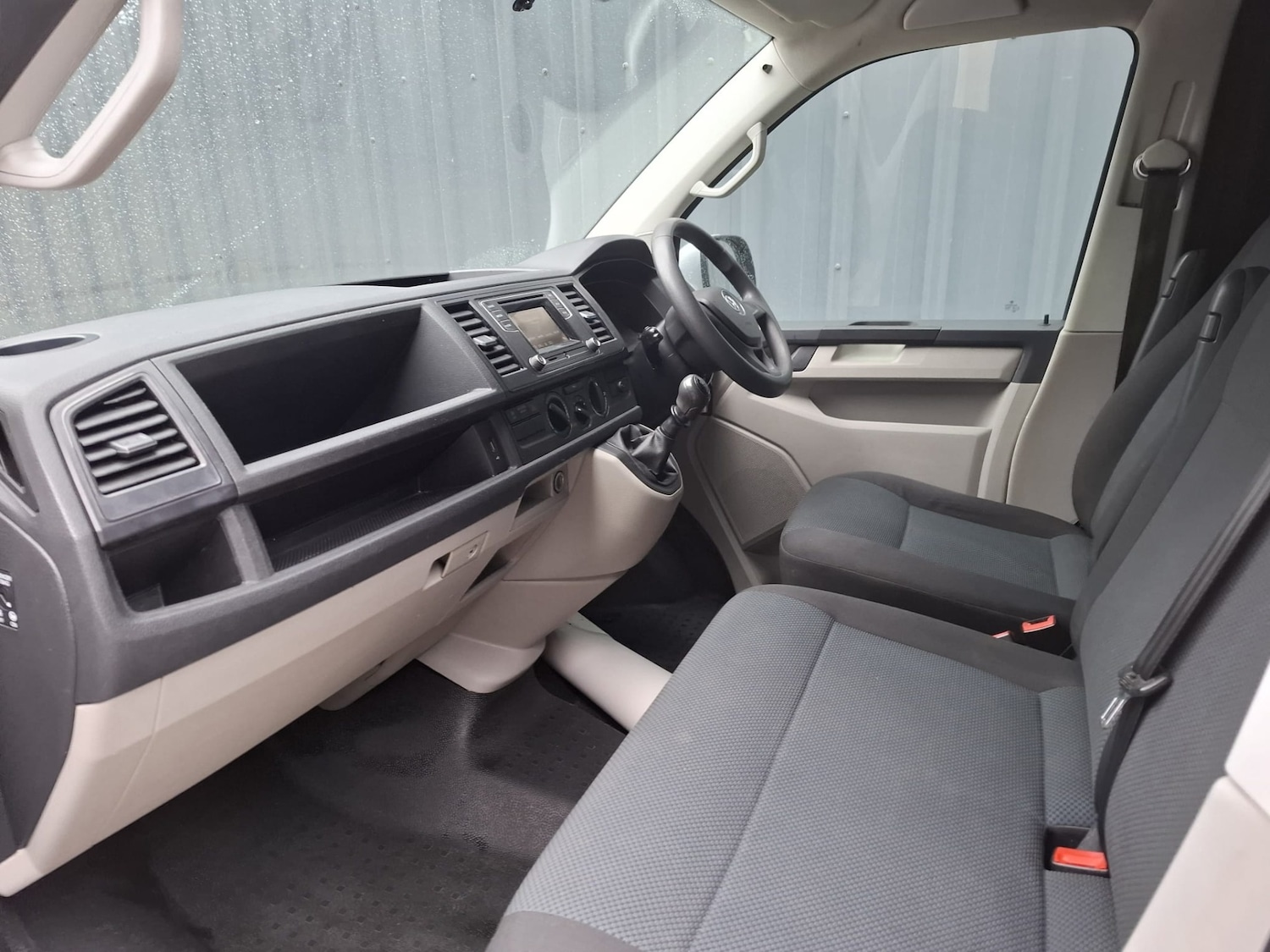 Used Volkswagen Transporter 2016 for sale - 77380761: Photo 10