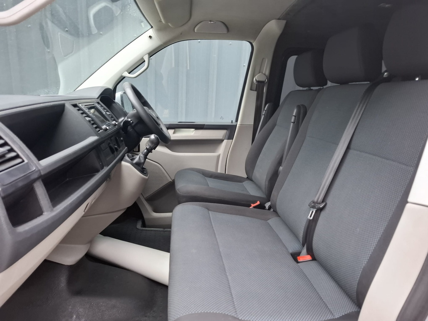 Used Volkswagen Transporter 2016 for sale - 77380761: Photo 11