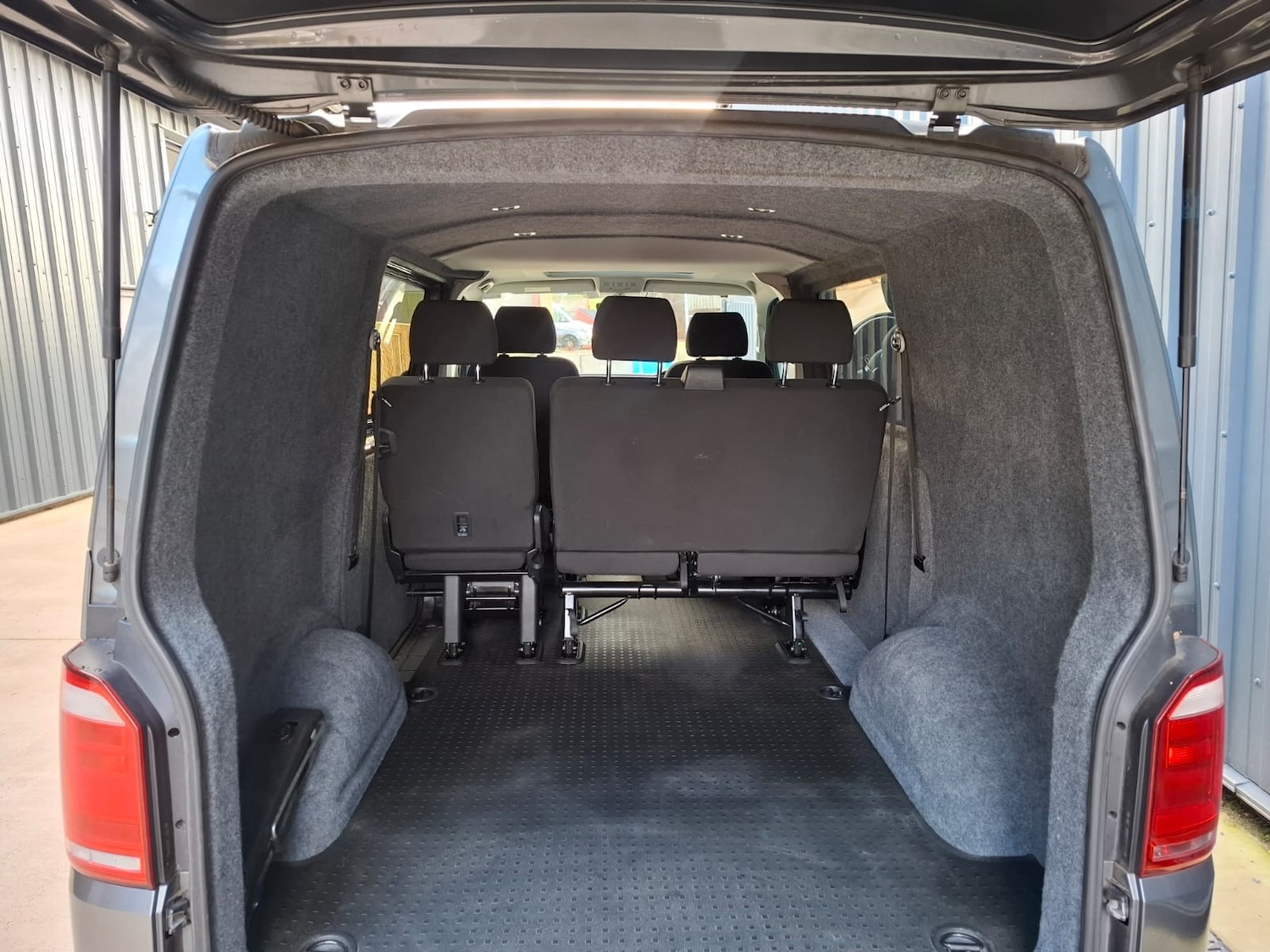 Used Volkswagen Transporter 2019 for sale - 77357432: Photo 19