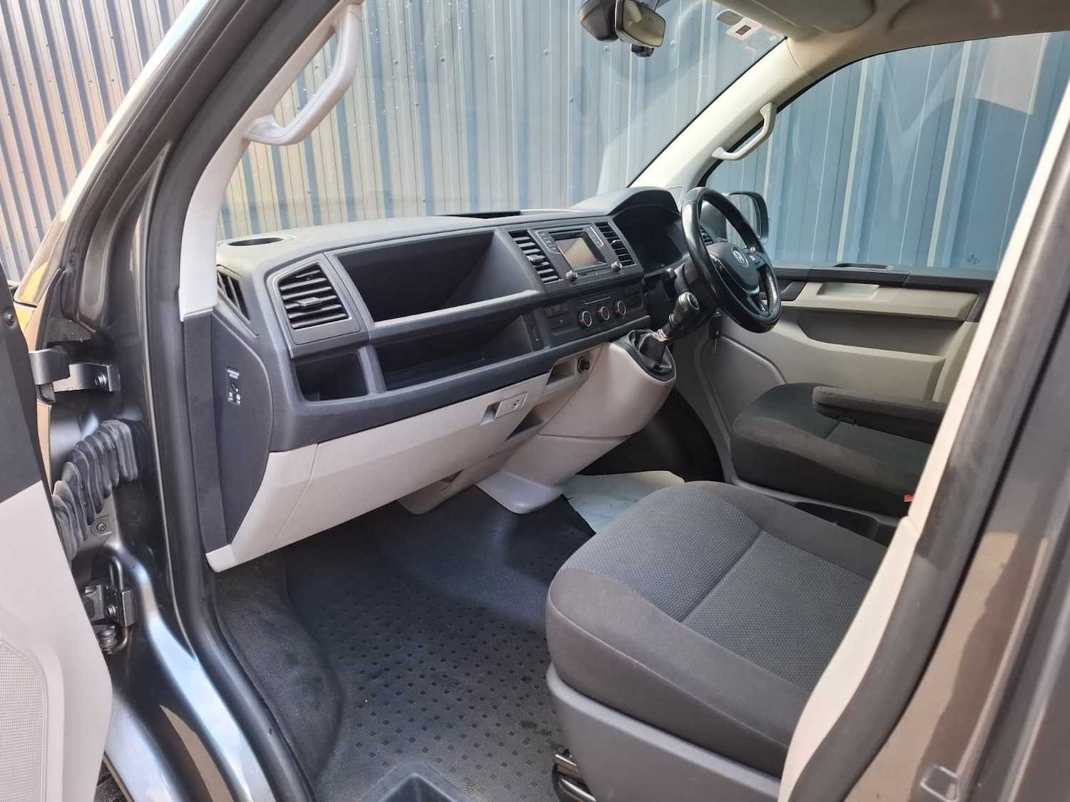 Used Volkswagen Transporter 2019 for sale - 77357432: Photo 26