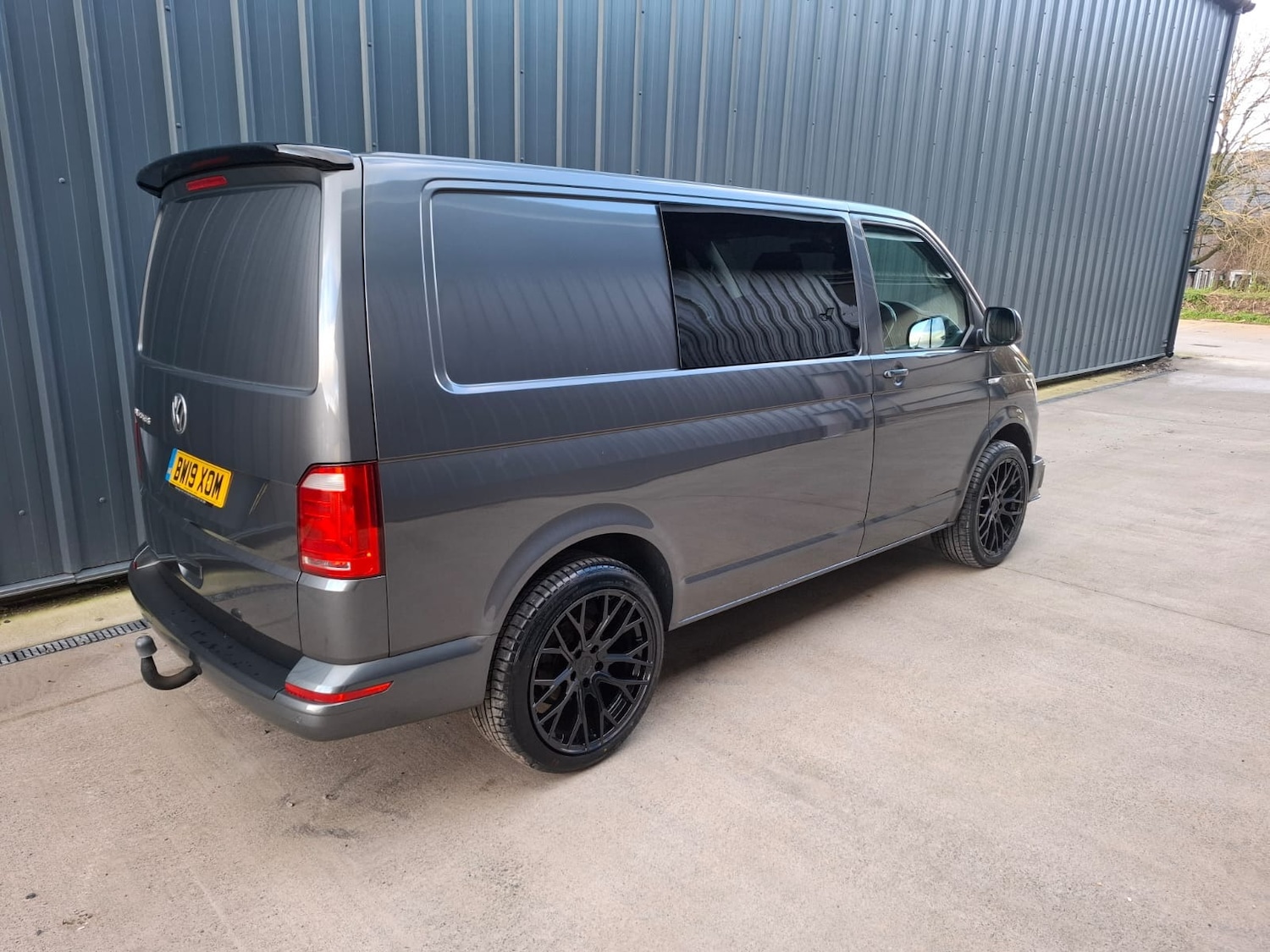 Used Volkswagen Transporter 2019 for sale - 77357432: Photo 3