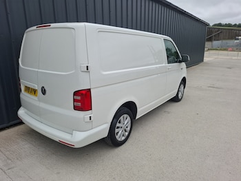 Used Volkswagen Transporter 2018 for sale - 78926093: Photo