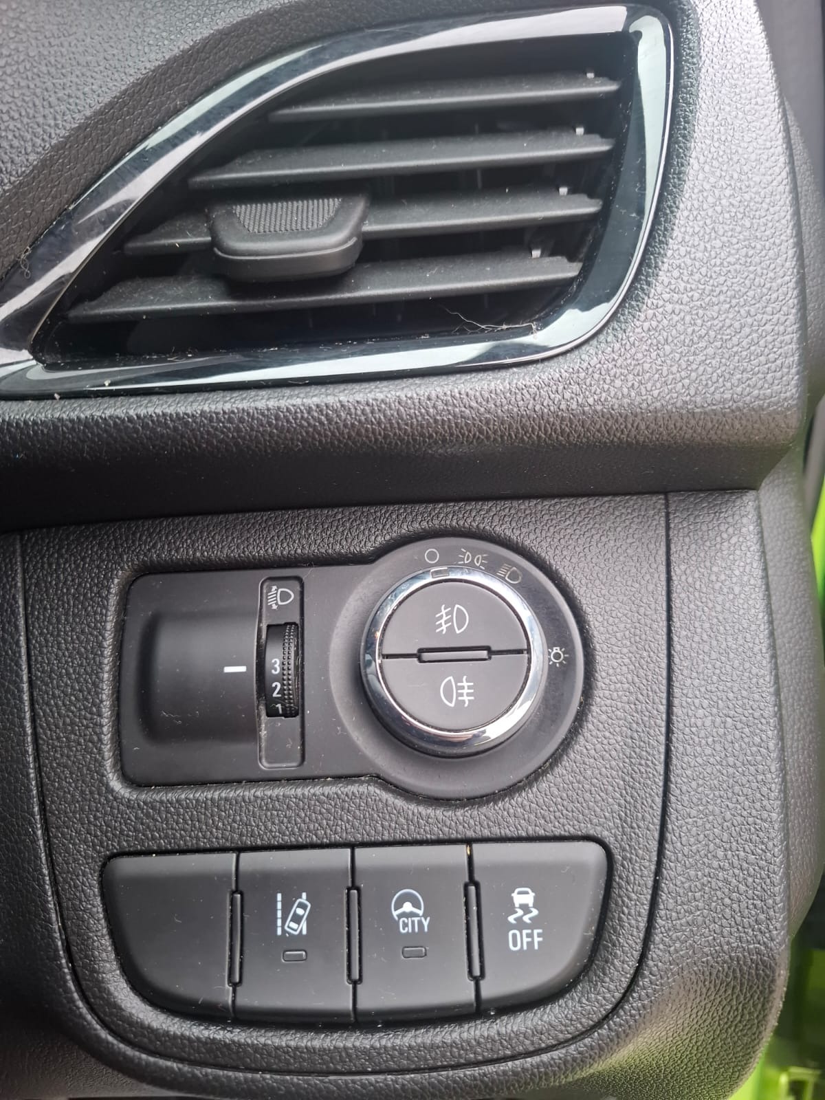 Used Vauxhall Viva 2016 for sale - 77277646: Photo 18