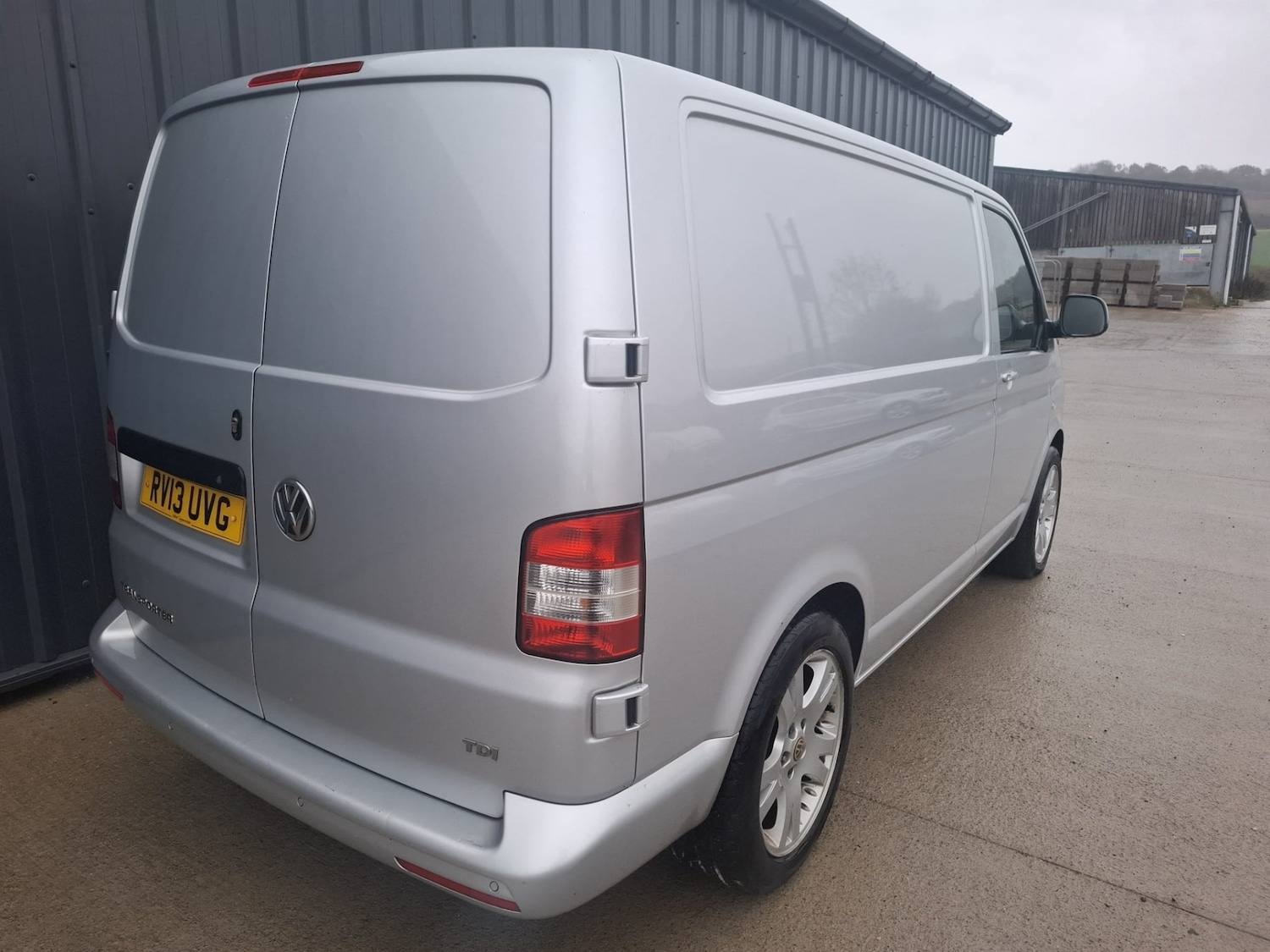 Used Volkswagen Transporter 2013 for sale - 76548015: Photo 11
