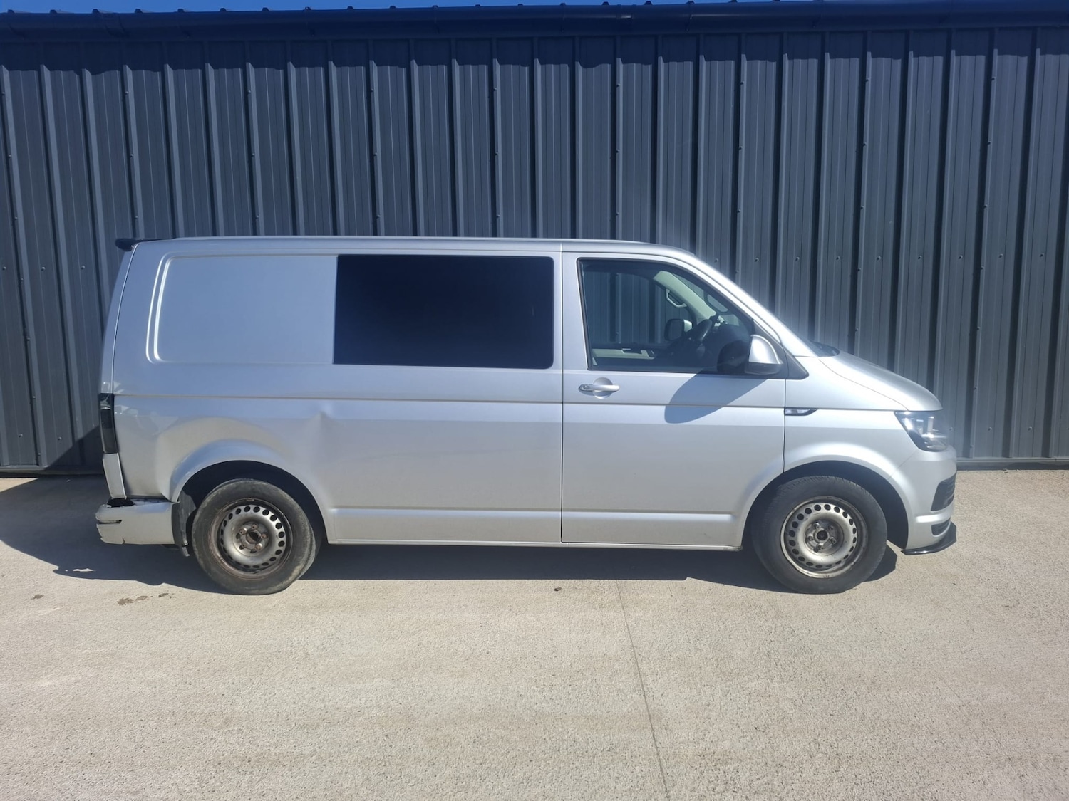 Used Volkswagen Transporter 2017 for sale - 77932686: Photo 11