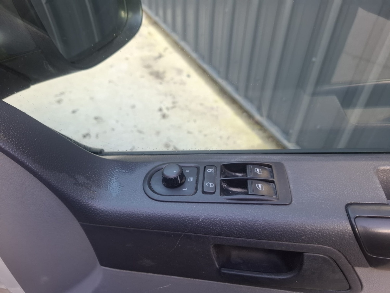 Used Volkswagen Transporter 2014 for sale - 77833776: Photo 7