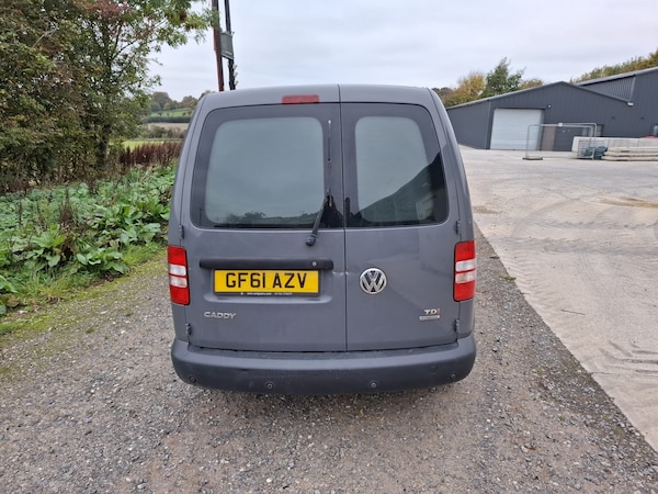 Used Volkswagen Caddy 2011 for sale - 76281811: Photo 4