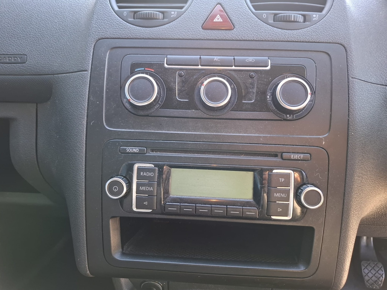 Used Volkswagen Caddy Maxi 2011 for sale - 76363114: Photo 12