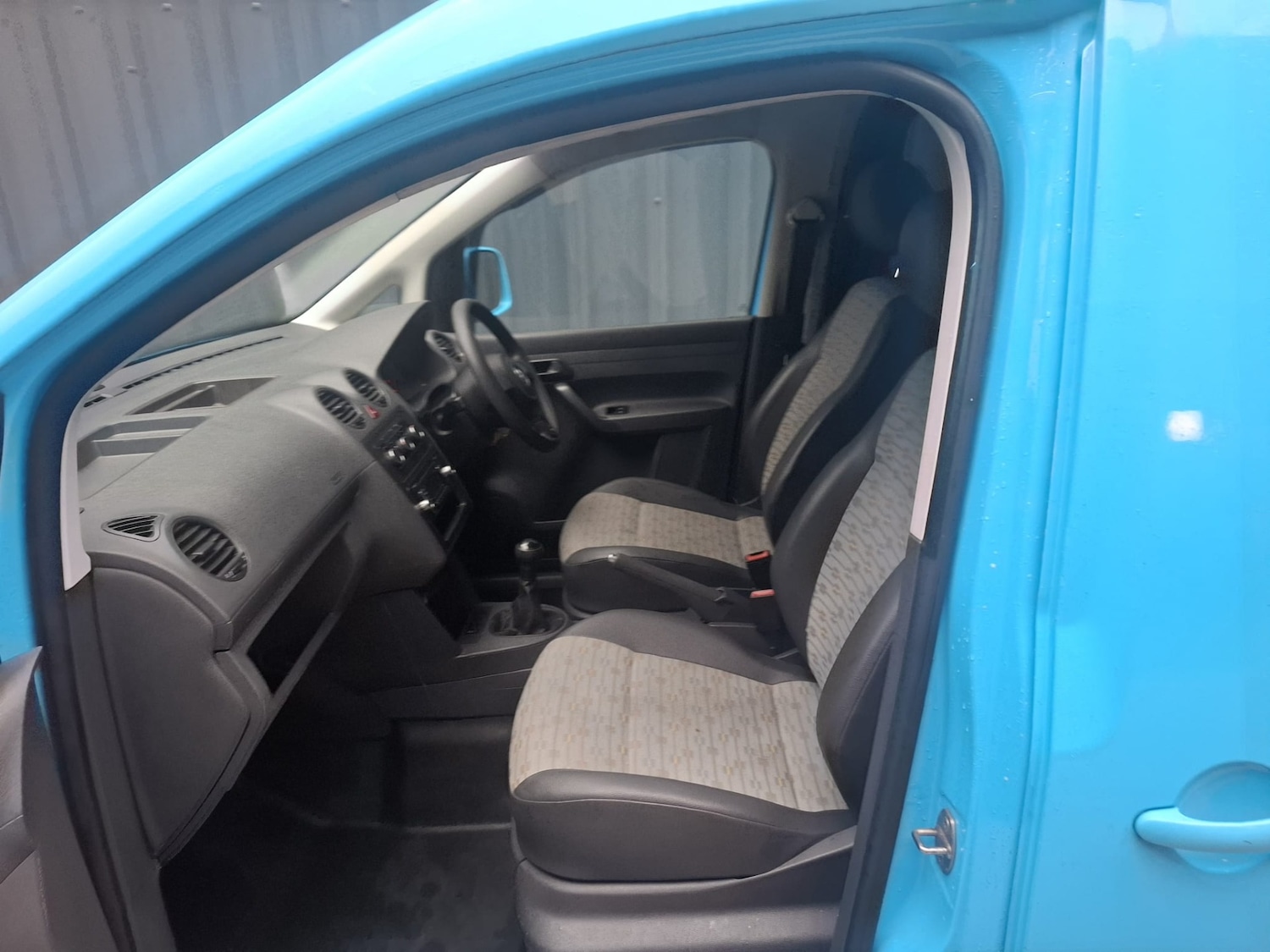 Used Volkswagen Caddy Maxi 2011 for sale - 77461350: Photo 11