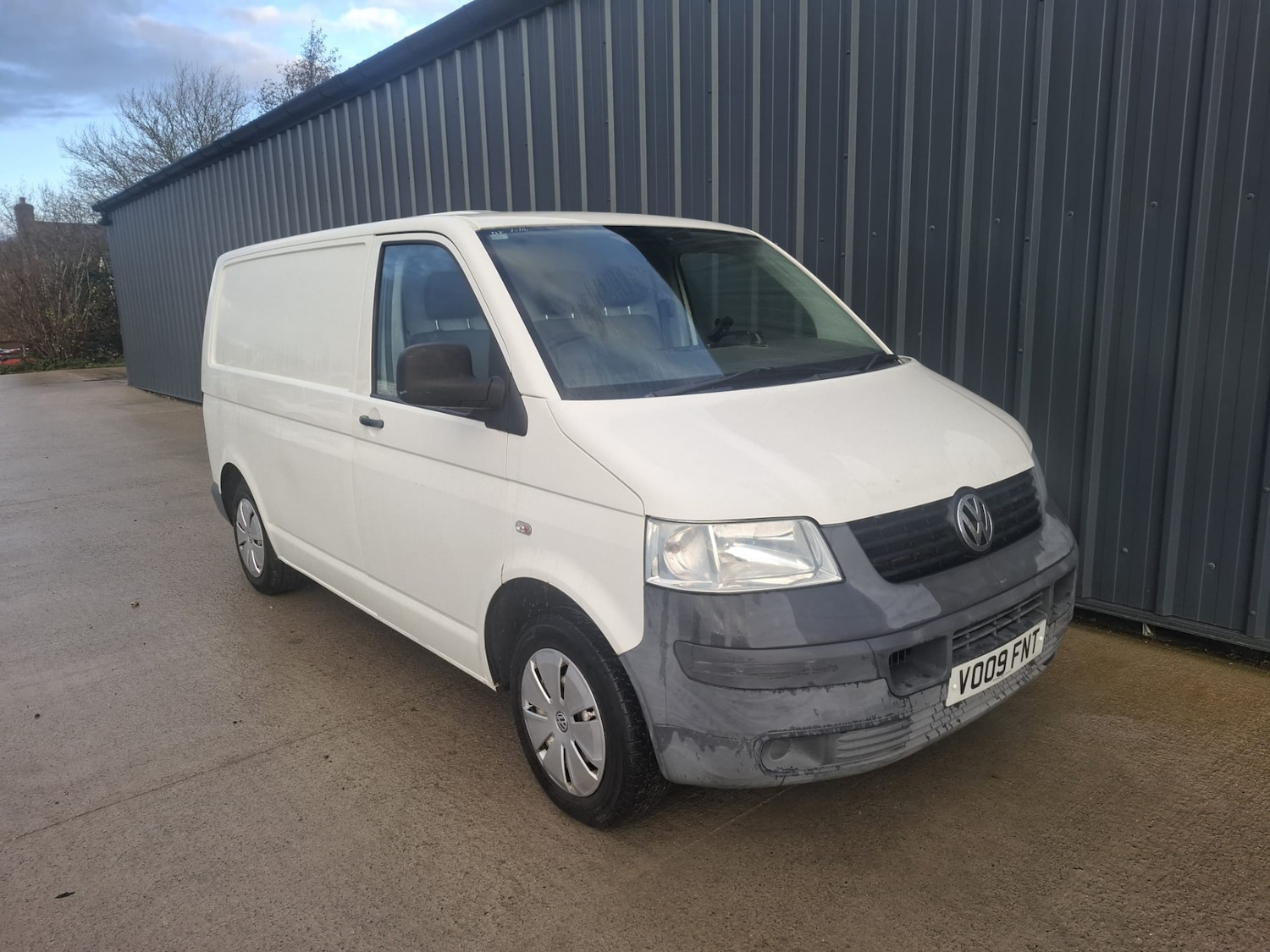 Used Volkswagen Transporter 2009 for sale - 76779213: Photo 2