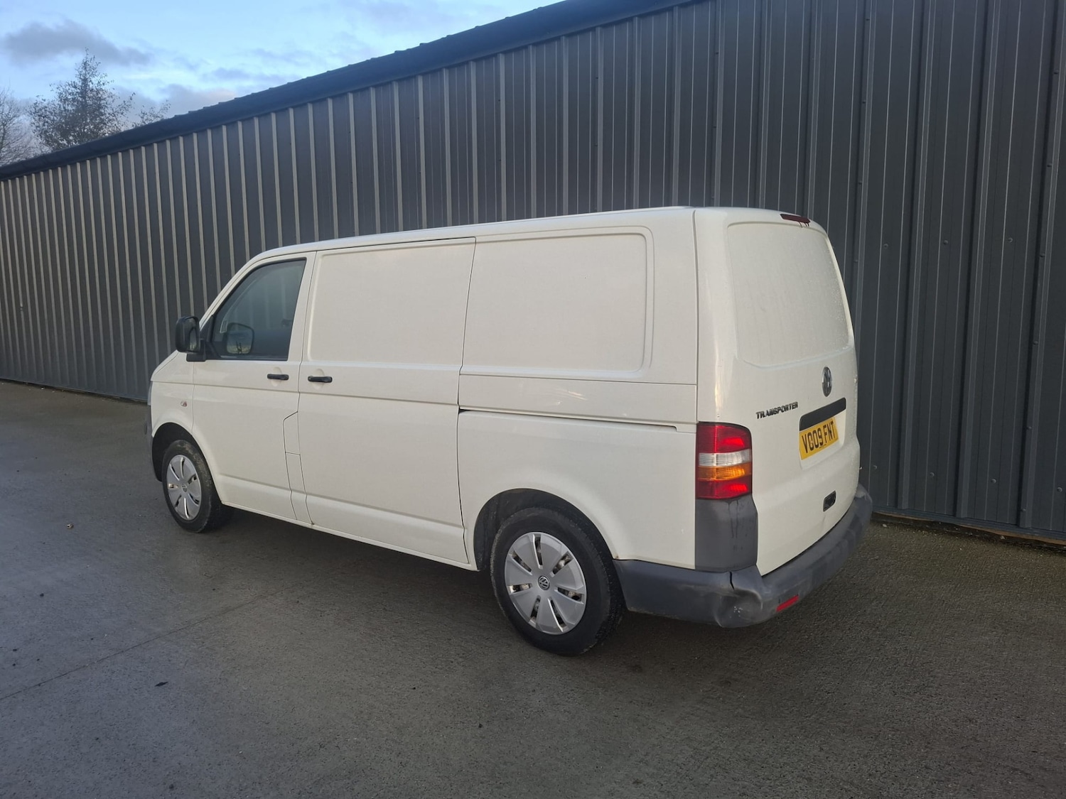 Used Volkswagen Transporter 2009 for sale - 76779213: Photo 3