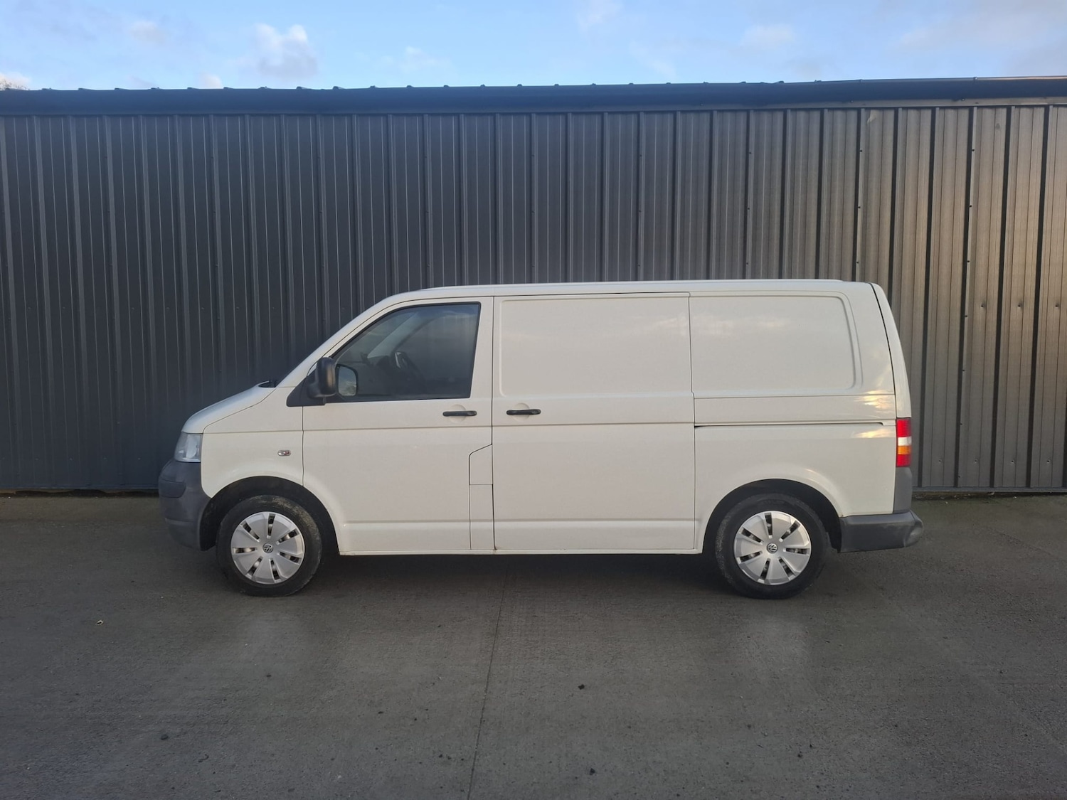 Used Volkswagen Transporter 2009 for sale - 76779213: Photo 9