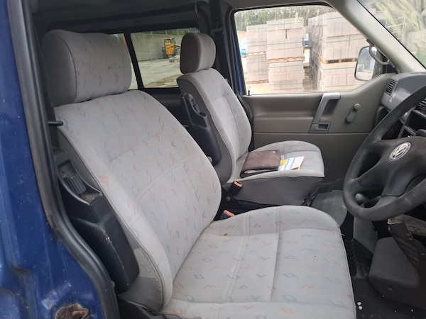 Used Volkswagen Transporter 2002 for sale - 76256945: Photo 11
