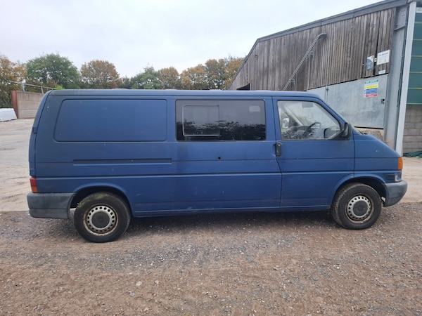 Used Volkswagen Transporter 2002 for sale - 76256945: Photo 4
