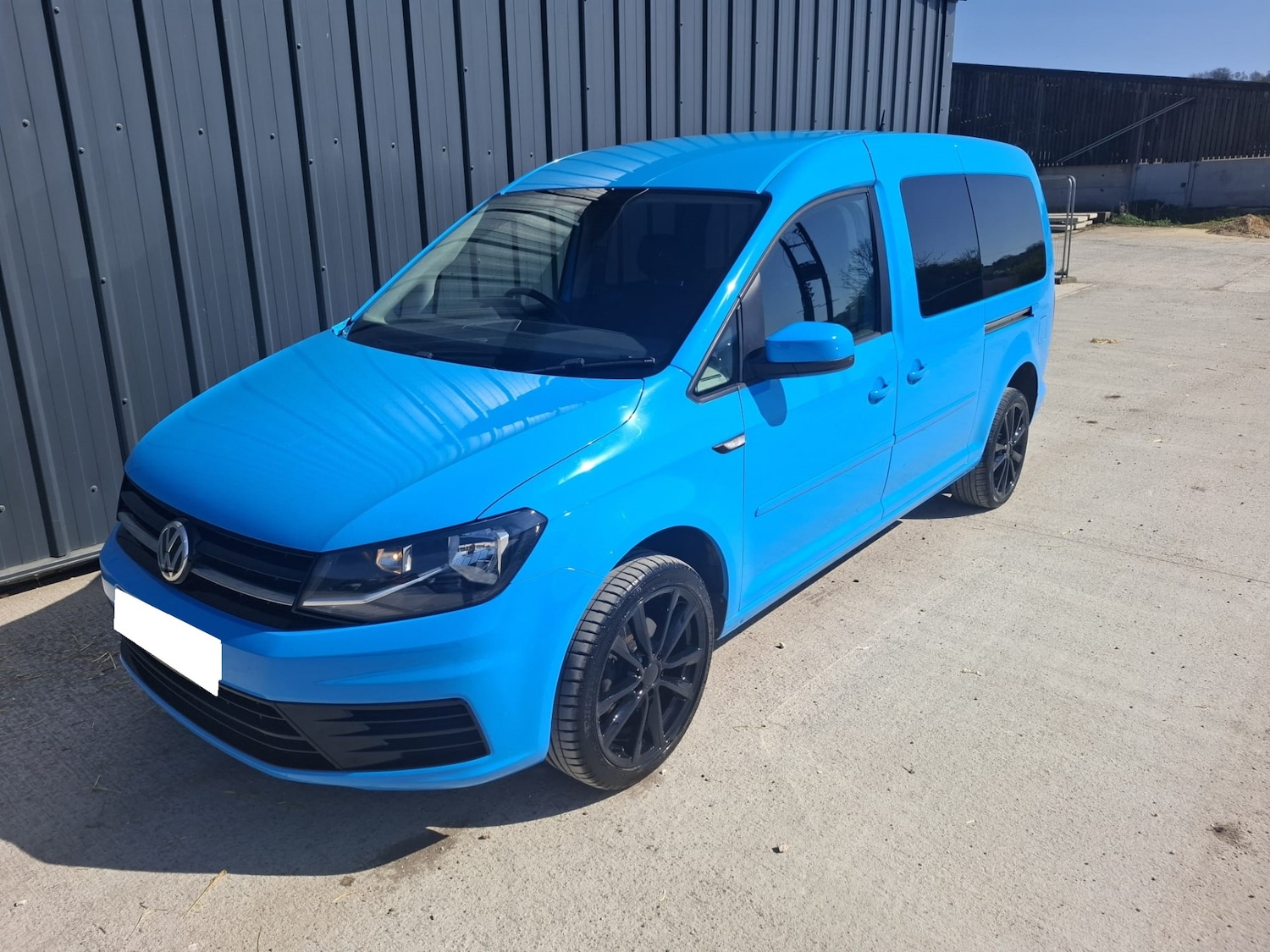 Used Volkswagen Caddy Maxi 2016 for sale - 77201669: Photo 3