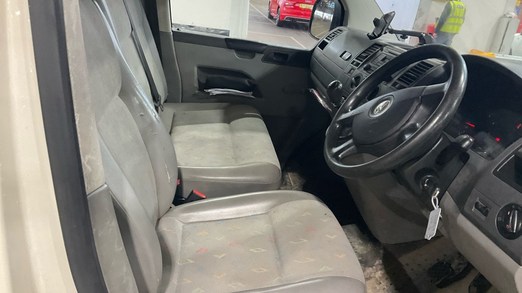 Used Volkswagen Transporter 2009 for sale - 76346181: Photo 9