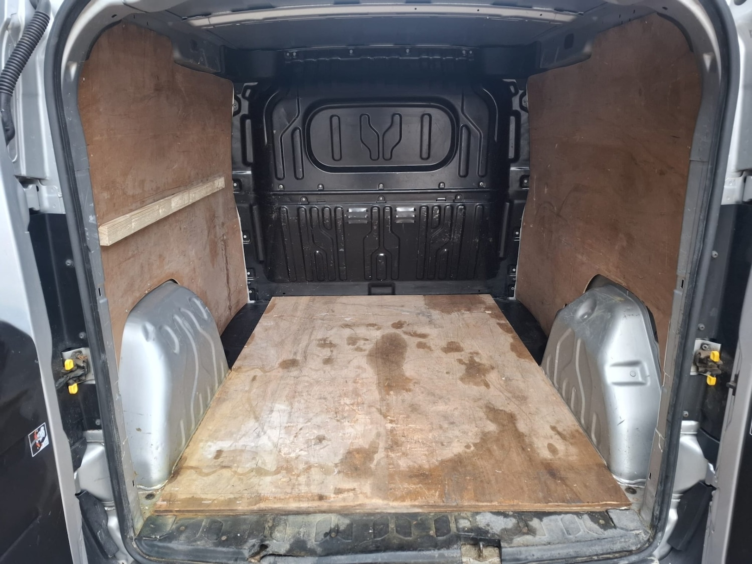 Used Vauxhall Combo 2015 for sale - 77519212: Photo 7