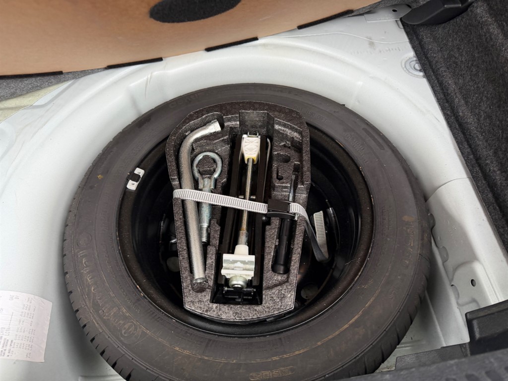 Used Volkswagen Polo 2015 for sale - 77686064: Photo 24