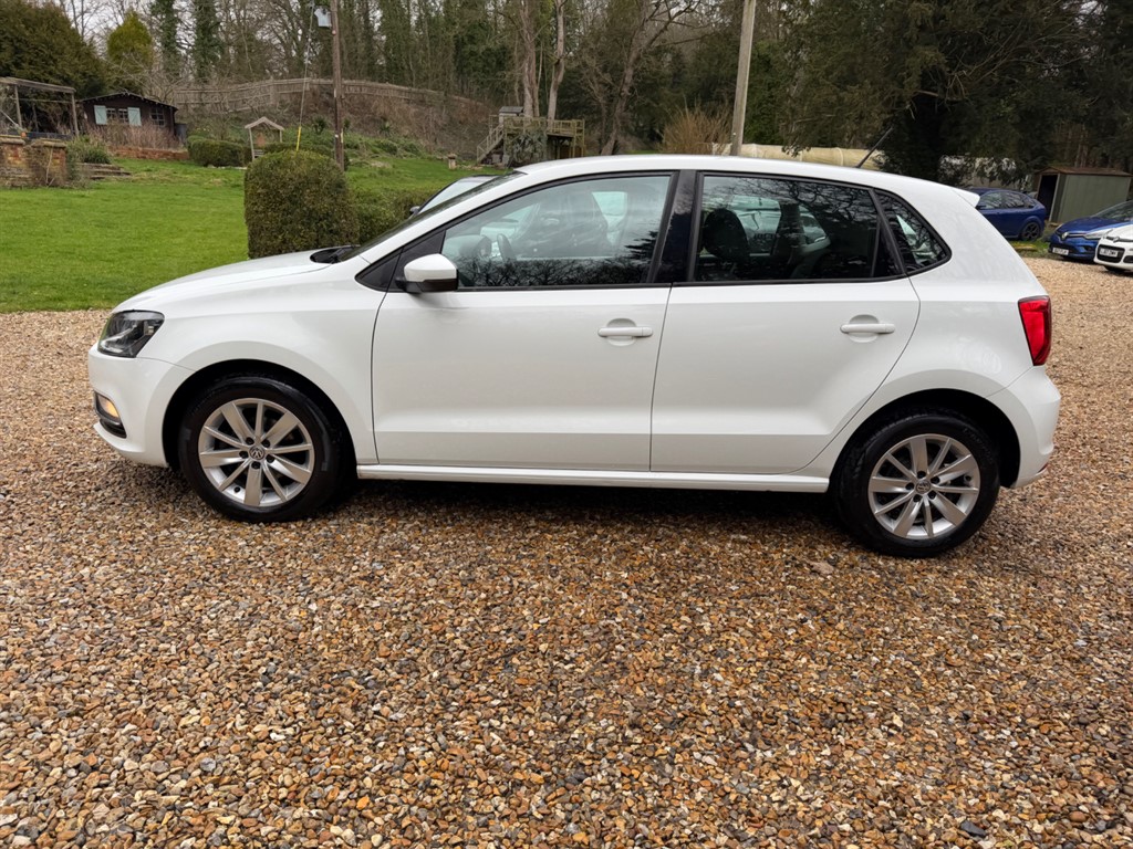 Used Volkswagen Polo 2015 for sale - 77686064: Photo 5