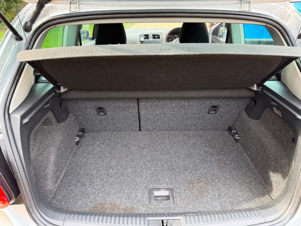 Used Volkswagen Polo 2012 for sale - 77581688: Photo 23