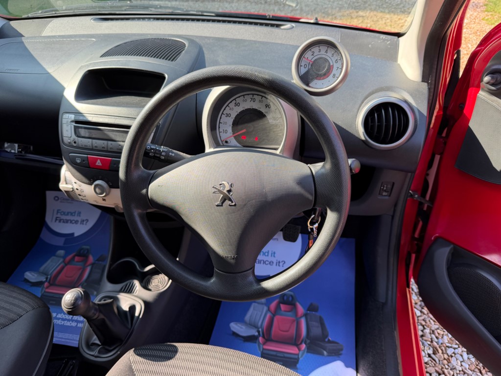 Used Peugeot 107 2014 for sale - 77763086: Photo 12