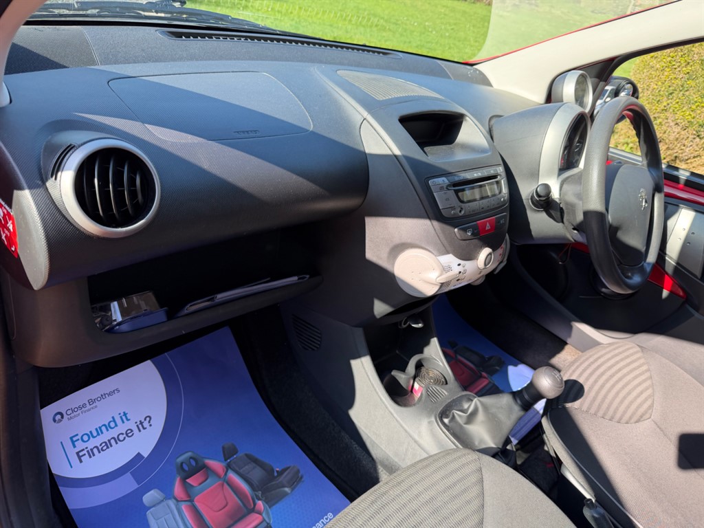 Used Peugeot 107 2014 for sale - 77763086: Photo 3