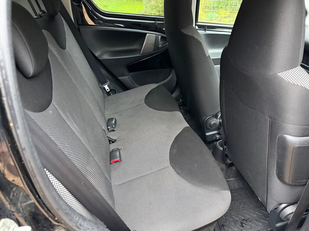 Used Toyota AYGO 2014 for sale - 77581675: Photo 19