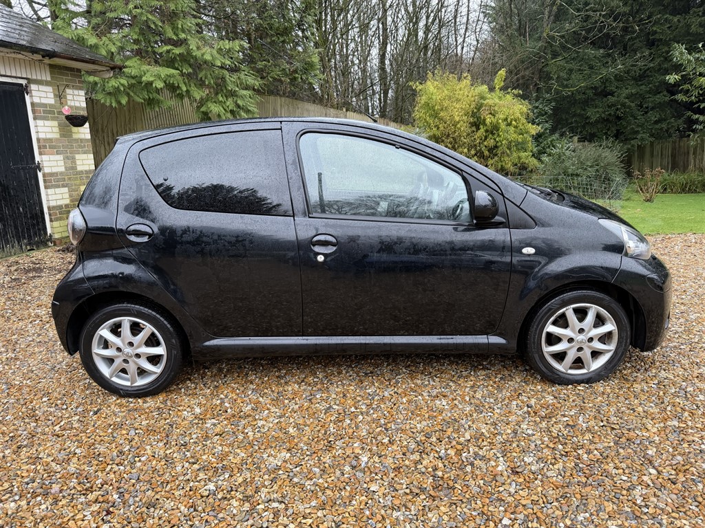 Used Toyota AYGO 2014 for sale - 77581675: Photo 5