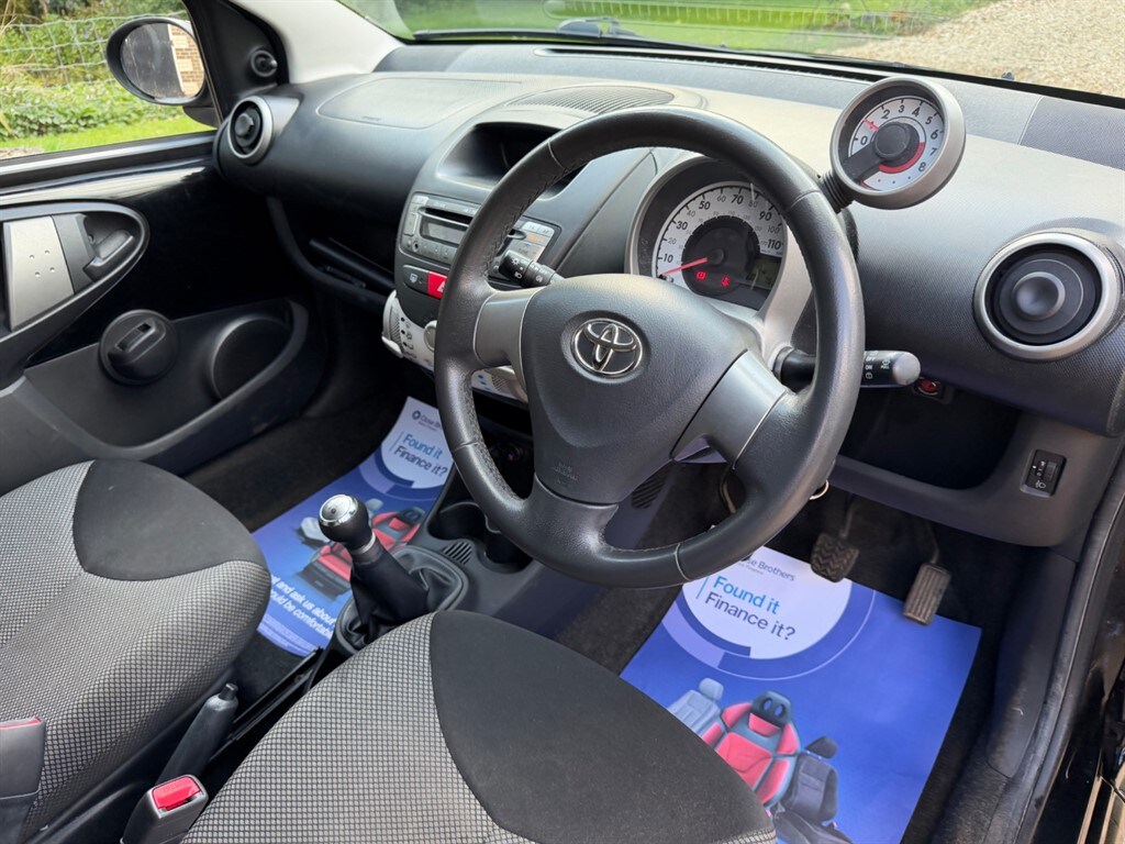 Used Toyota AYGO 2012 for sale - 78089108: Photo 15