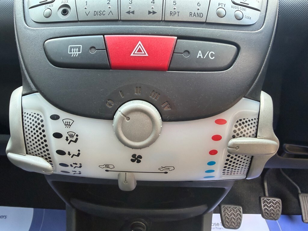 Used Toyota AYGO 2012 for sale - 78089108: Photo 20