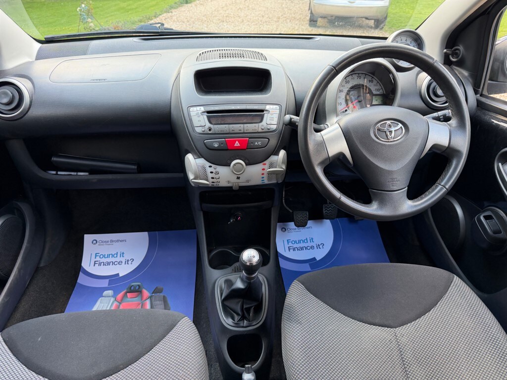 Used Toyota AYGO 2012 for sale - 78089108: Photo 21