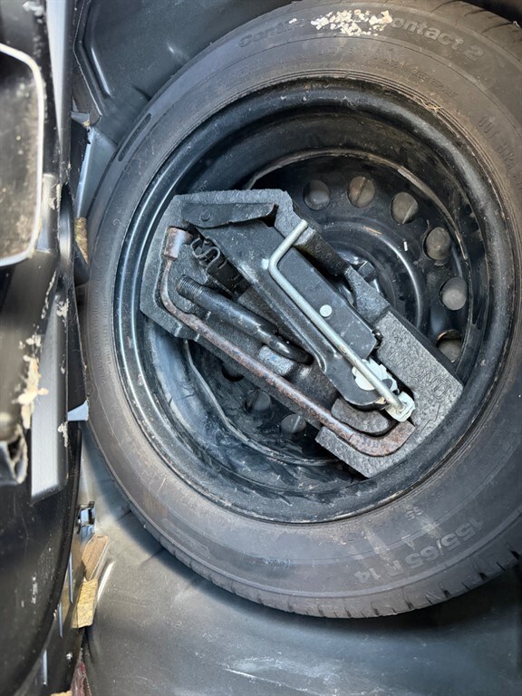 Used Toyota AYGO 2012 for sale - 78089108: Photo 24