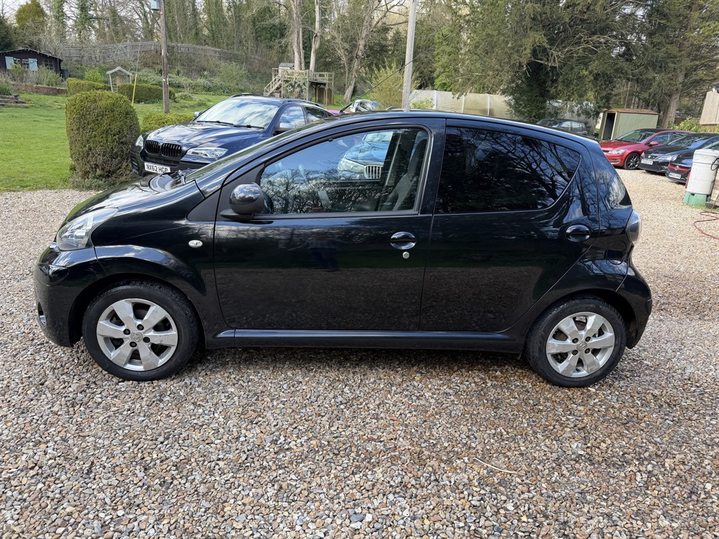 Used Toyota AYGO 2012 for sale - 78089108: Photo 5