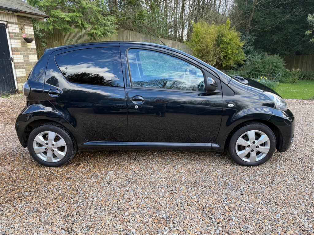 Used Toyota AYGO 2012 for sale - 78089108: Photo 6
