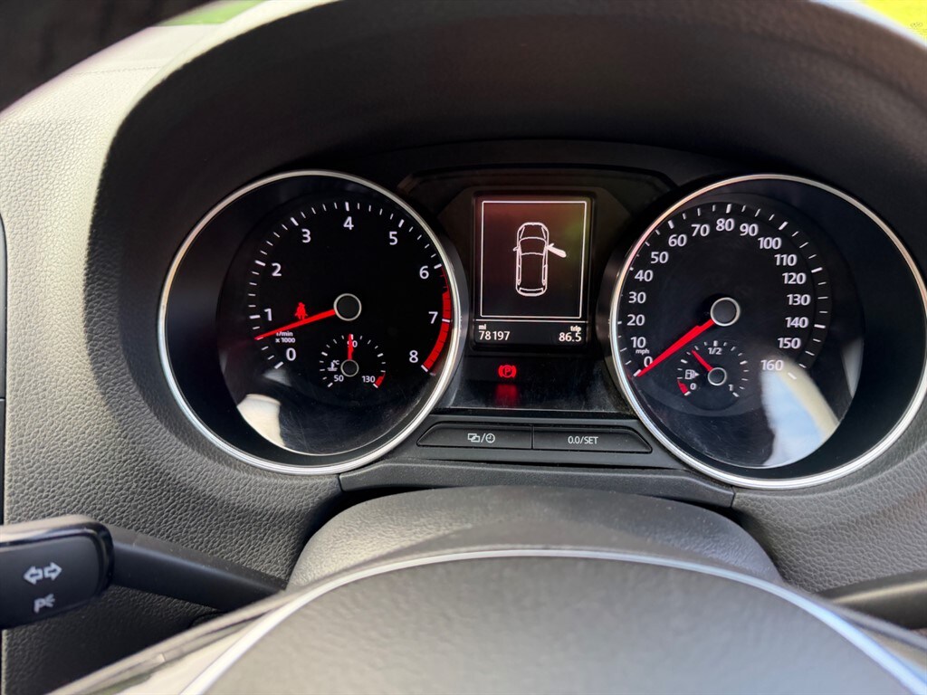 Used Volkswagen Polo 2015 for sale - 77763090: Photo 12