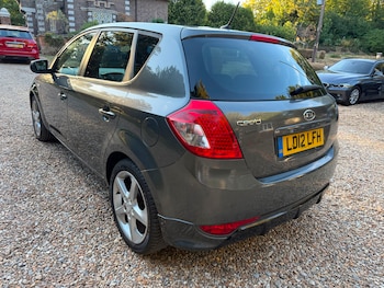 Used Kia Ceed 2012 for sale - 79448494: Photo