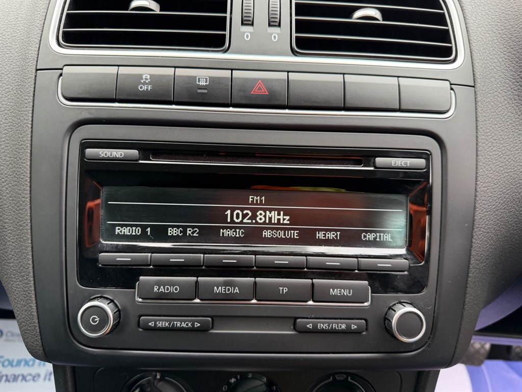 Used Volkswagen Polo 2014 for sale - 77679137: Photo 24