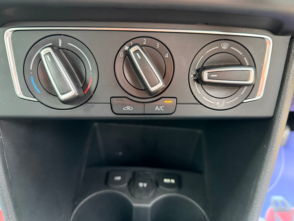 Used Volkswagen Polo 2014 for sale - 77539079: Photo 15