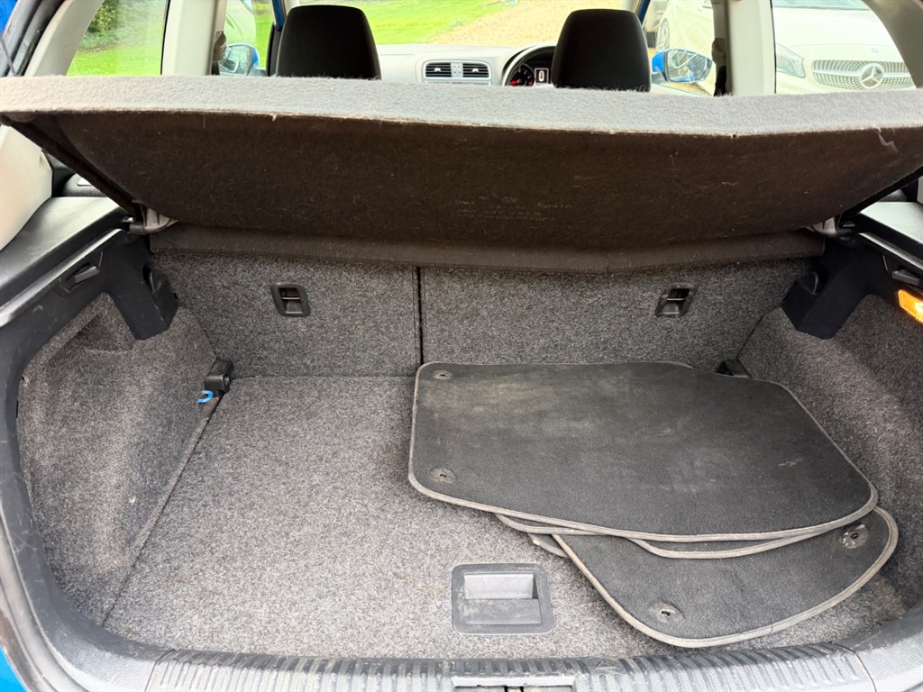 Used Volkswagen Polo 2014 for sale - 77539079: Photo 28