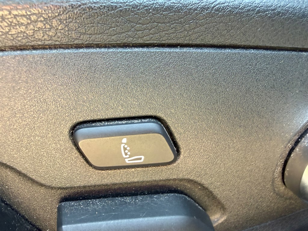 Used Audi A4 2017 for sale - 78166008: Photo 17