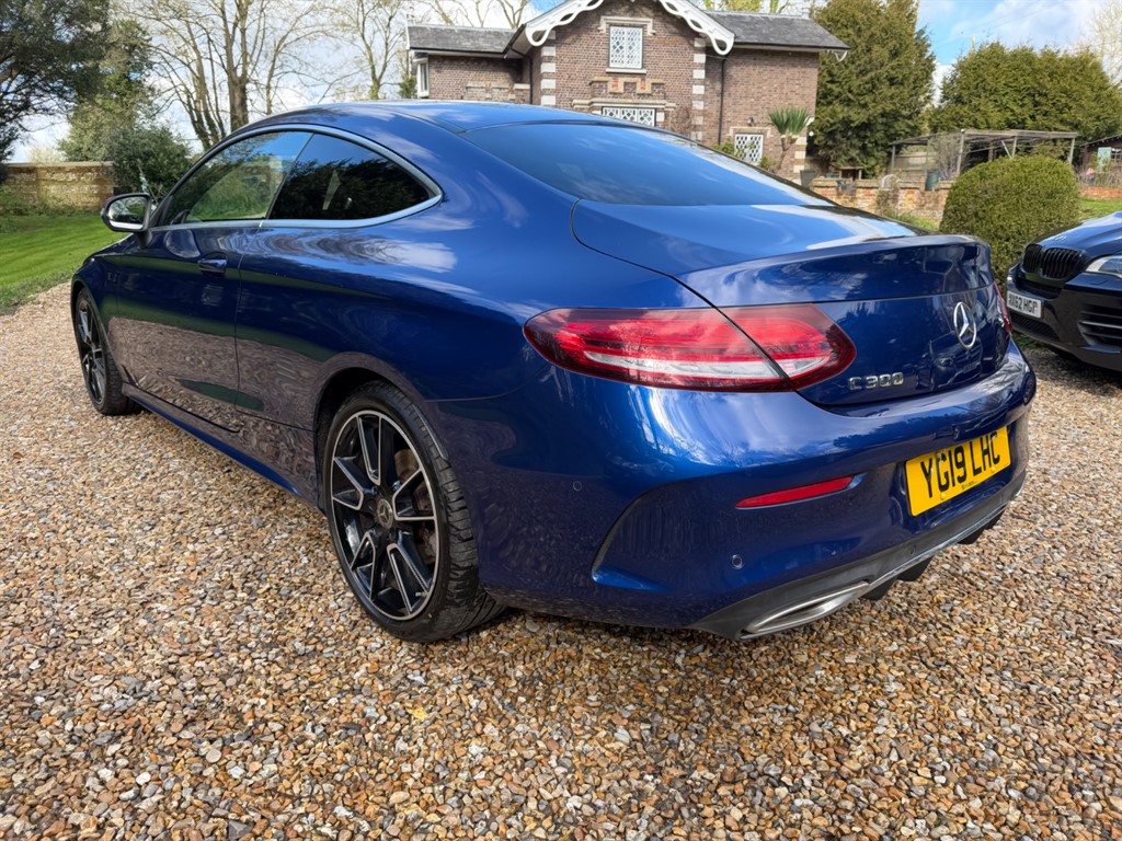 Used Mercedes-Benz C Class 2019 for sale - 78028248: Photo 2